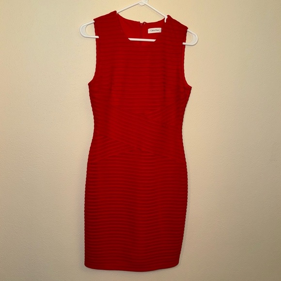 Calvin Klein Red Sleeveless Bandage Sheath Dress - Picture 9 of 16